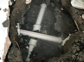 万荣阳台漏水维修公司为您分享楼上楼下漏水怎么处理